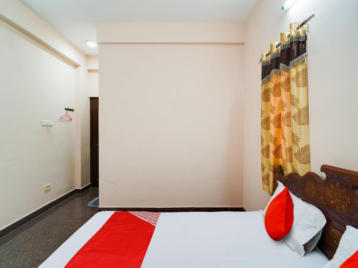 Hotel Oyo Flagship Happy 3*