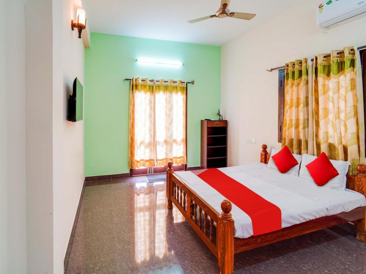 Oyo Flagship Happy Hotel
