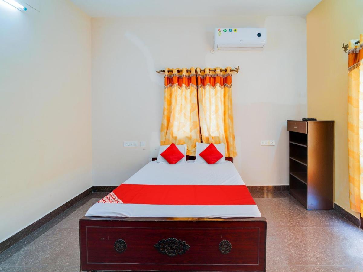 Oyo Flagship Happy Hotel